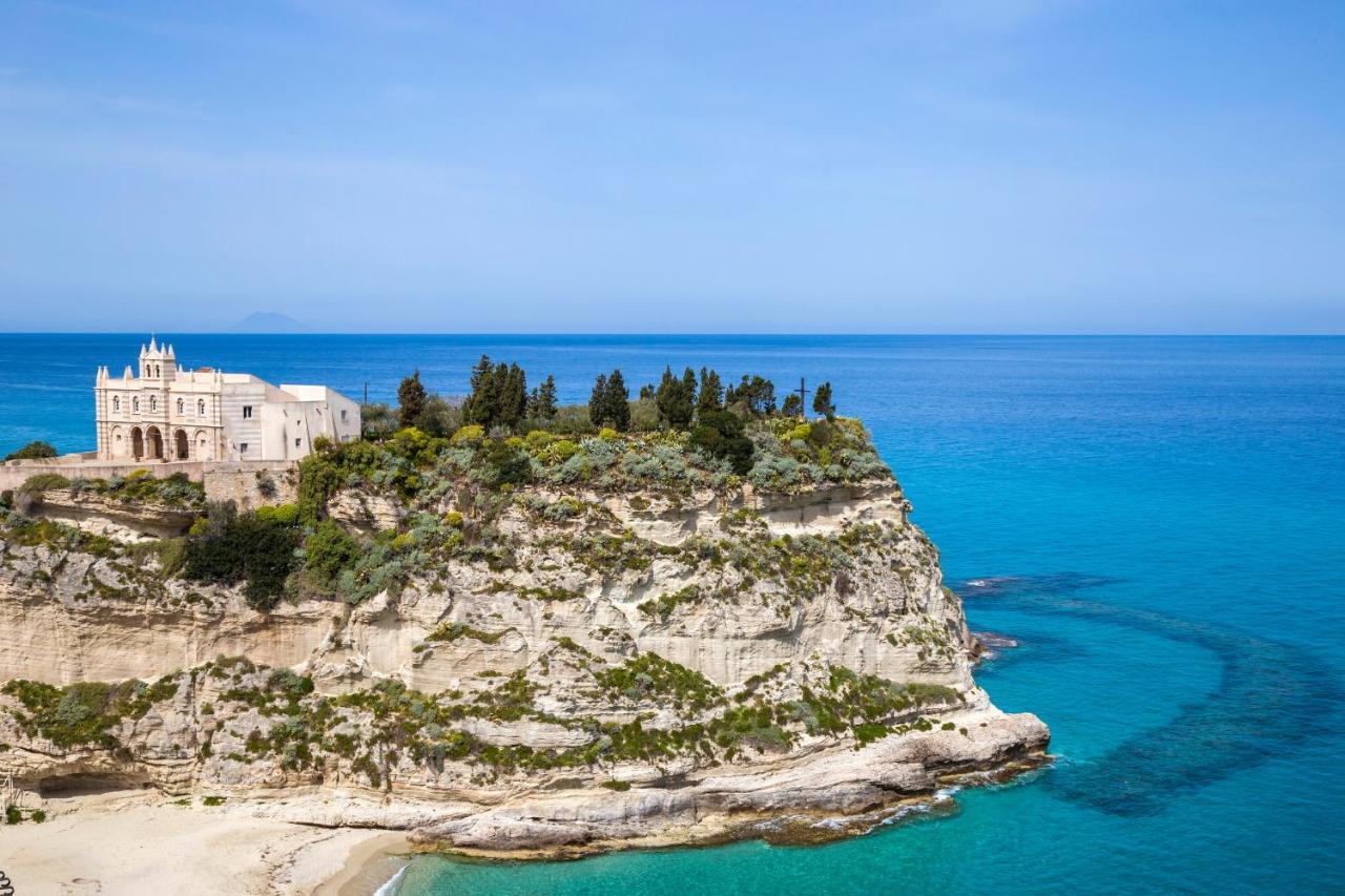 Suites Pastis Tropea - Boutique B&B By Kalavria Holidays Ngoại thất bức ảnh