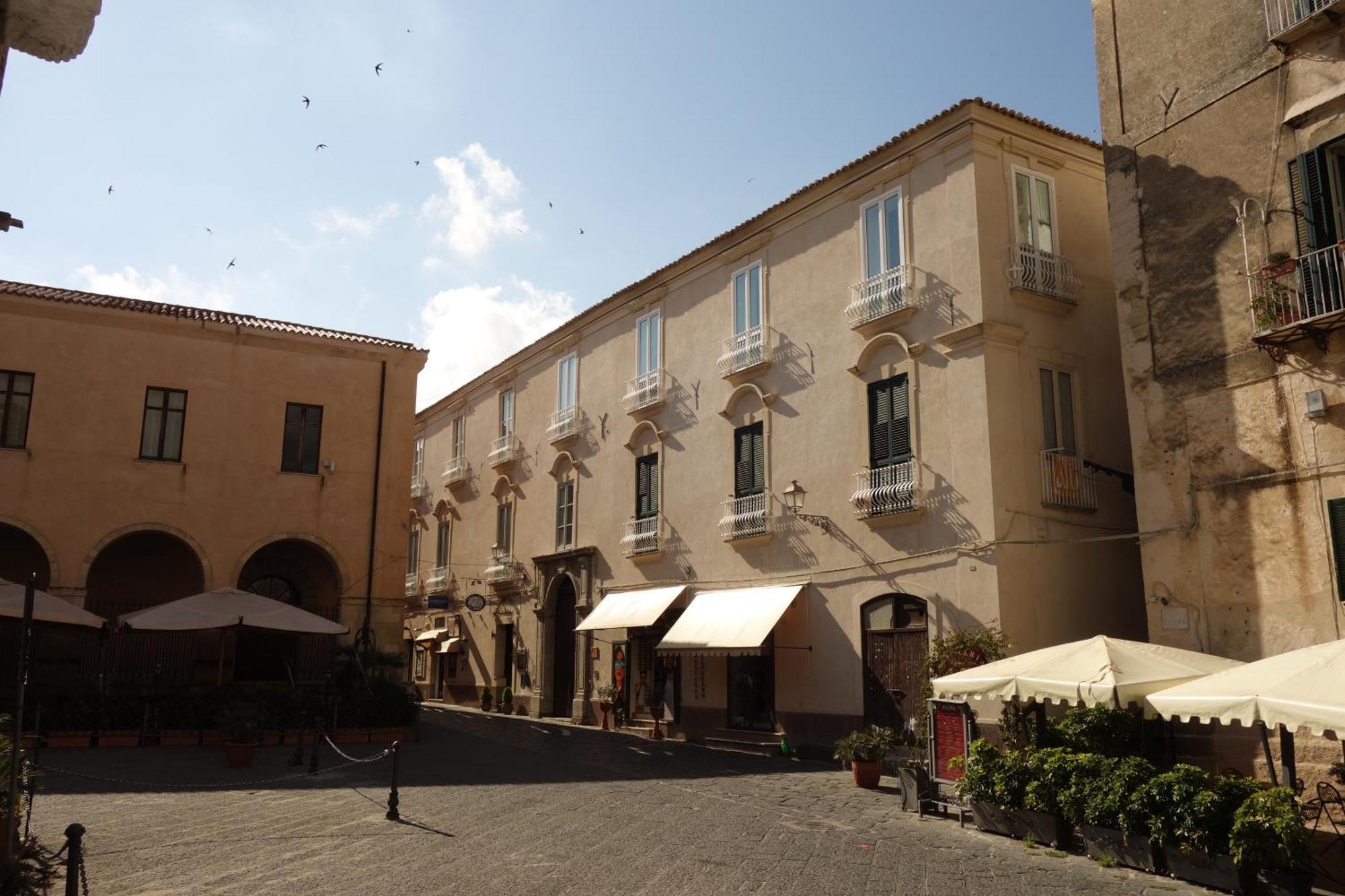 Suites Pastis Tropea - Boutique B&B By Kalavria Holidays Ngoại thất bức ảnh